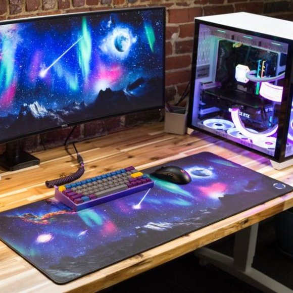 Northern Lights, Very Limited (250 TOTAL) Deskpad - Picture 3 of 4